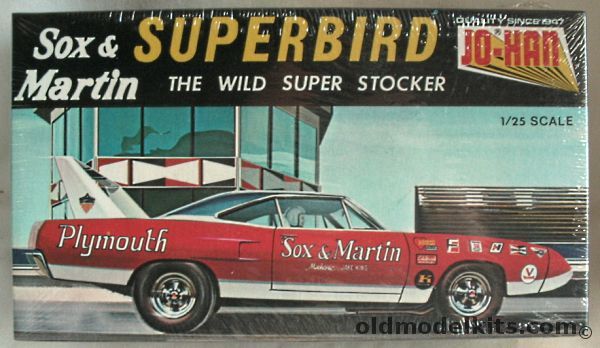 Jo-Han 1/25 Plymouth Sox & Martin Superbird, C-1770 plastic model kit